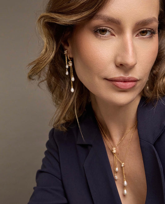 Drop Pearl Lariat Necklace
